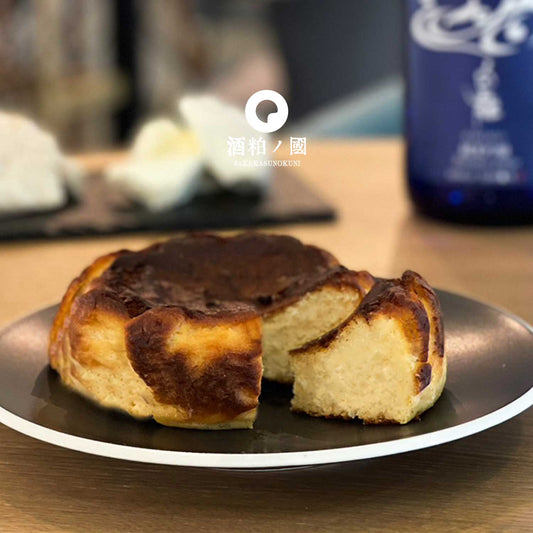 酒粕バスクチーズケーキ&酒粕フォンダンショコラが登場